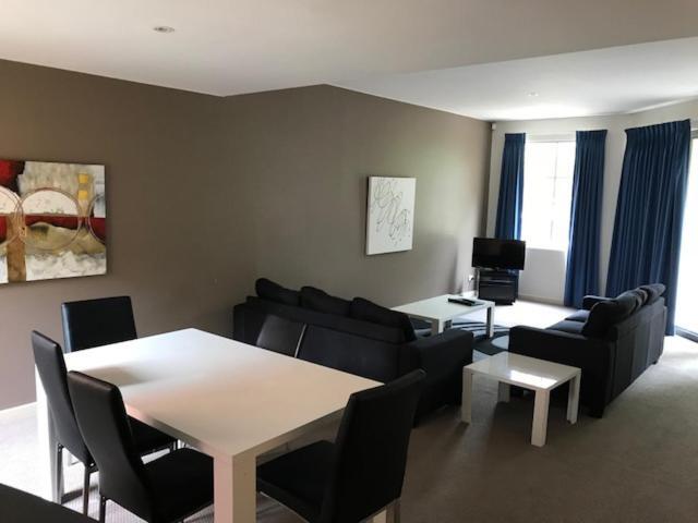 Rnr Serviced Apartments Adelaide - Wakefield St Buitenkant foto